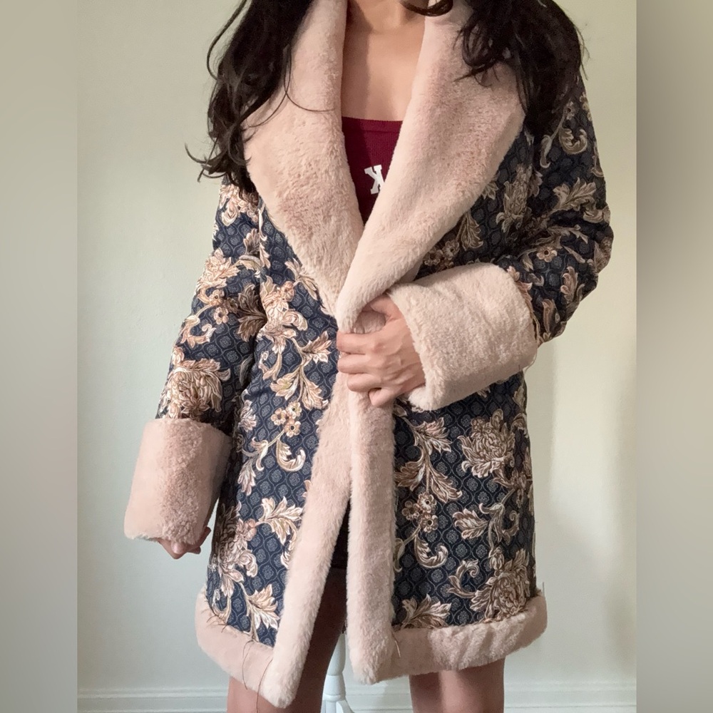 Forever 21 Faux Fur Lined Jacquard Floral Printed Long Winter Coat